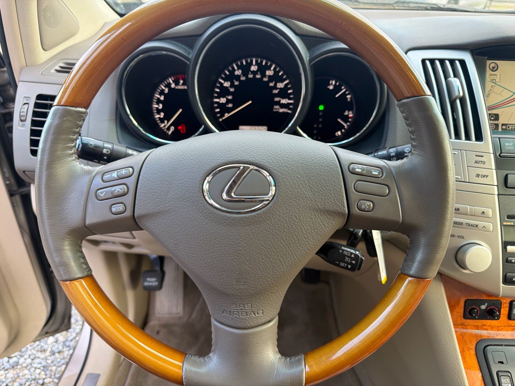2007 Lexus RX Image 13