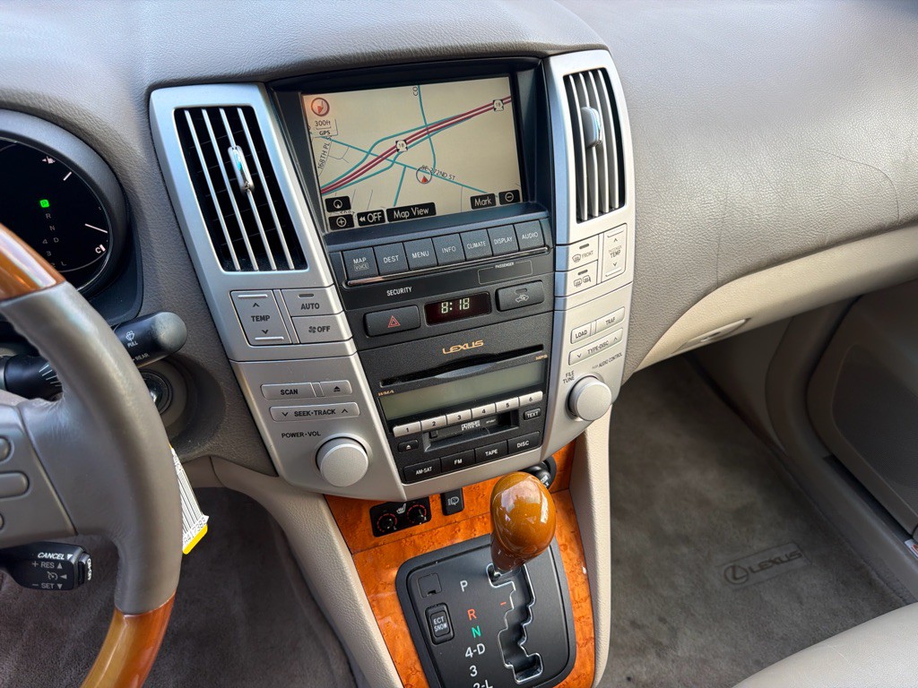 2007 Lexus RX Image 15