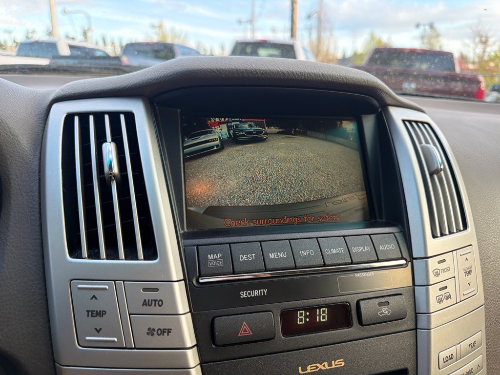 2007 Lexus RX Image 16