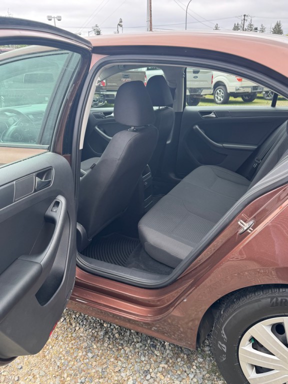 2016 Volkswagen Jetta Image 5