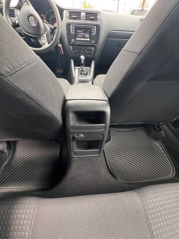2016 Volkswagen Jetta Image 14