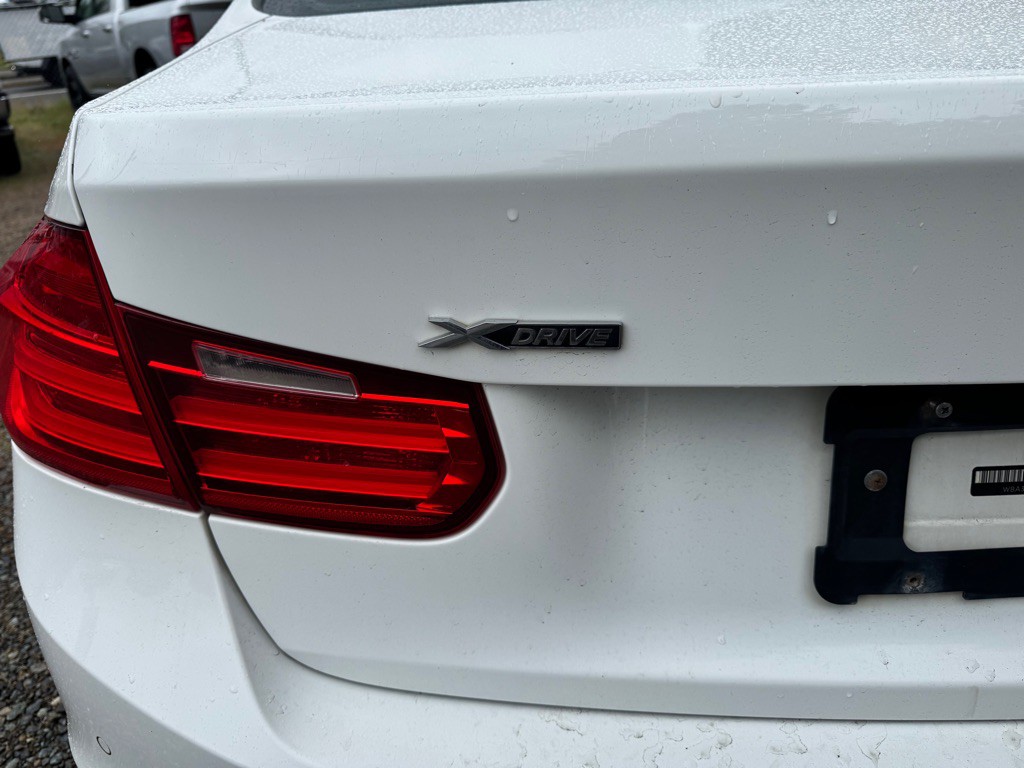 2014 BMW 3 Series Image 7