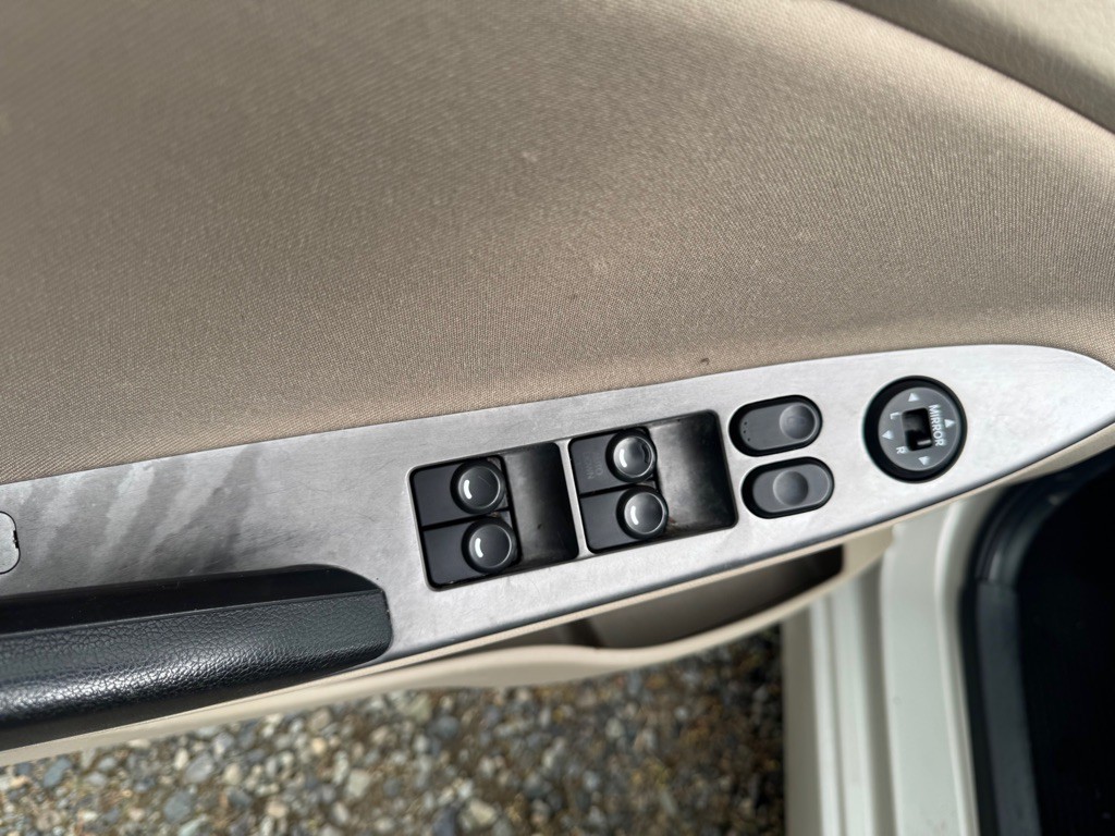 2016 Hyundai Accent Image 12