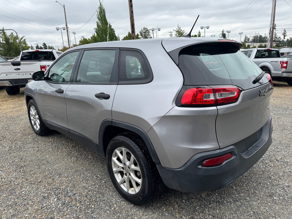 2017 Jeep Cherokee Image 6