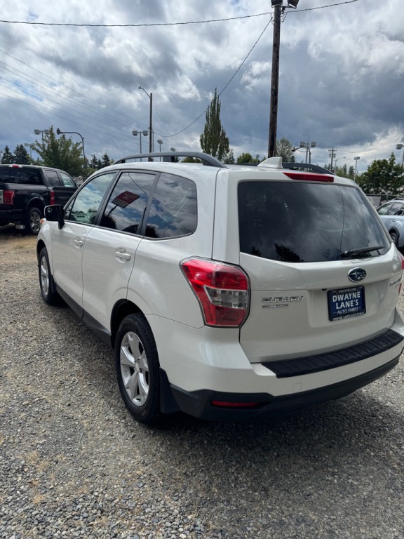 2016 Subaru Forester Image 6