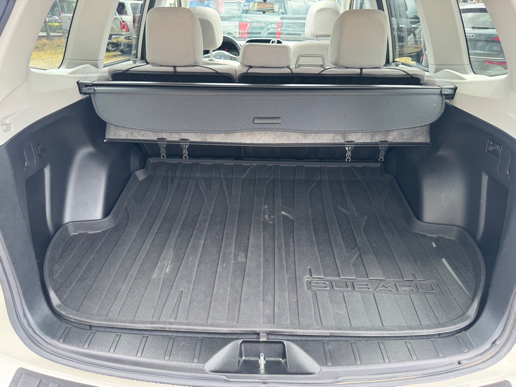 2016 Subaru Forester Image 14
