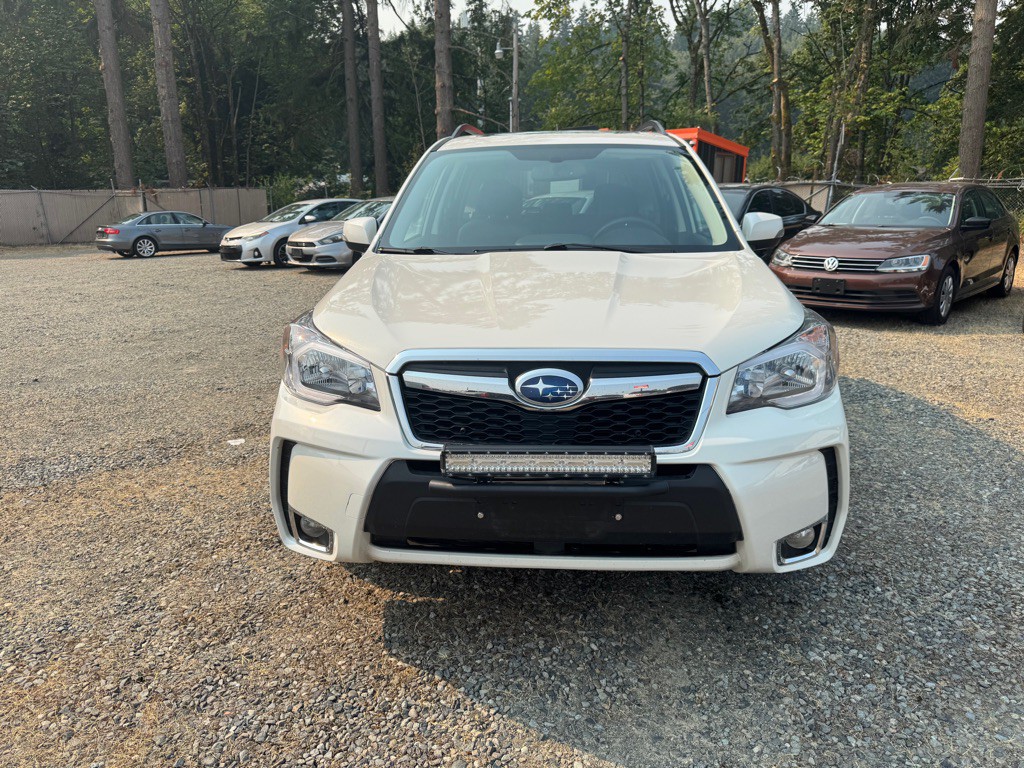 2015 Subaru Forester Image 2