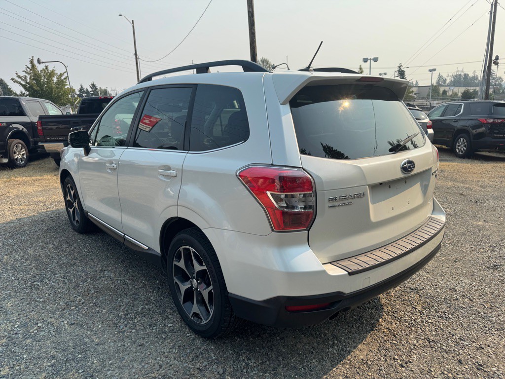 2015 Subaru Forester Image 6