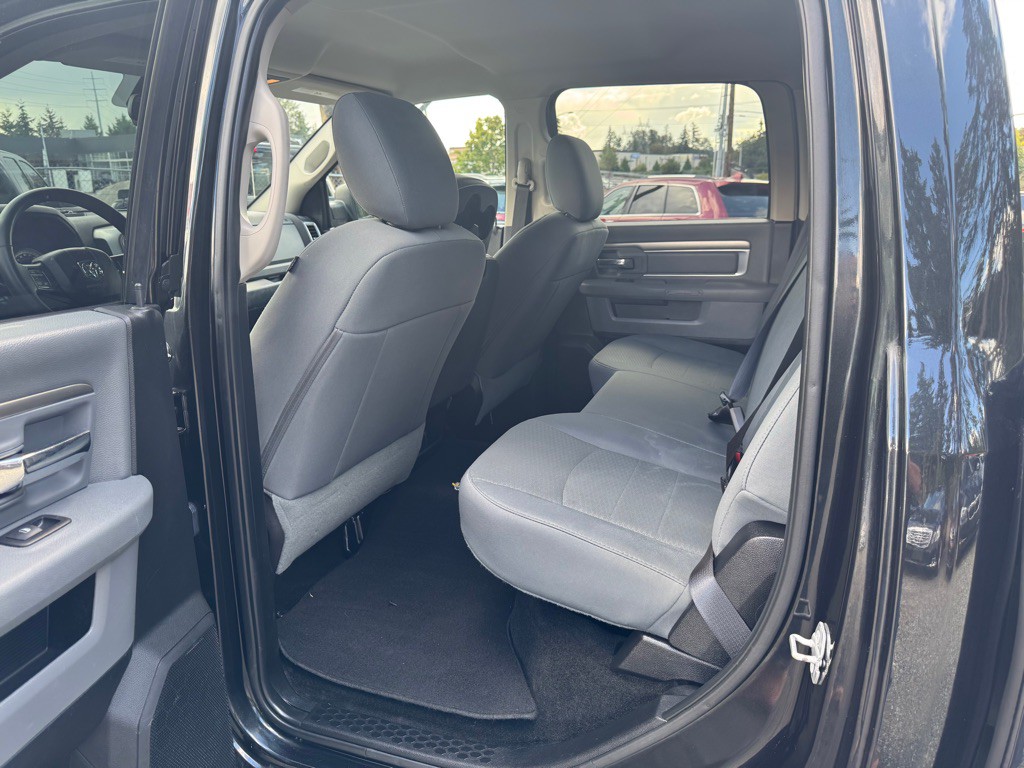 2016 RAM 1500 Image 8