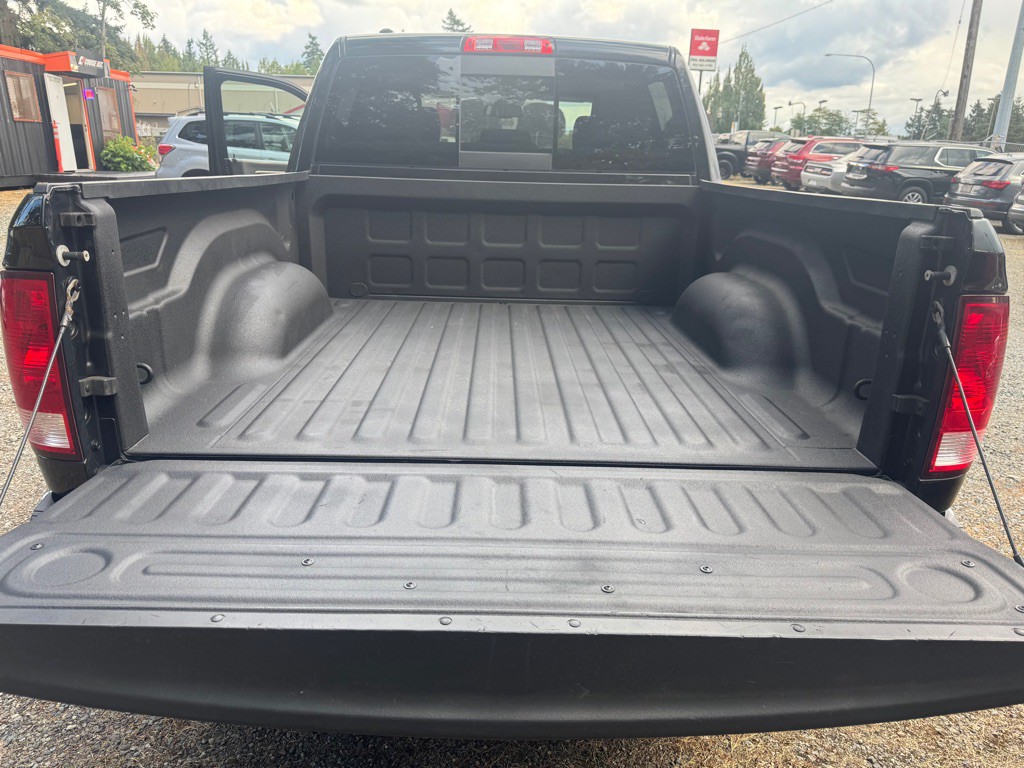 2016 RAM 1500 Image 16