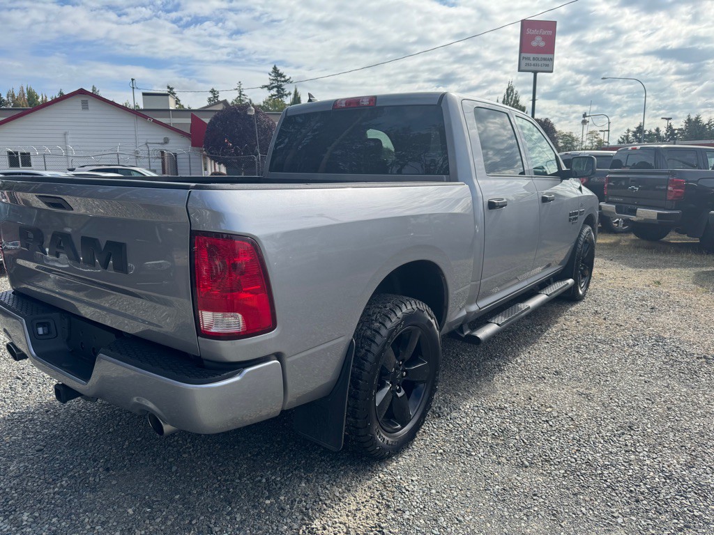 2019 RAM 1500 Image 3