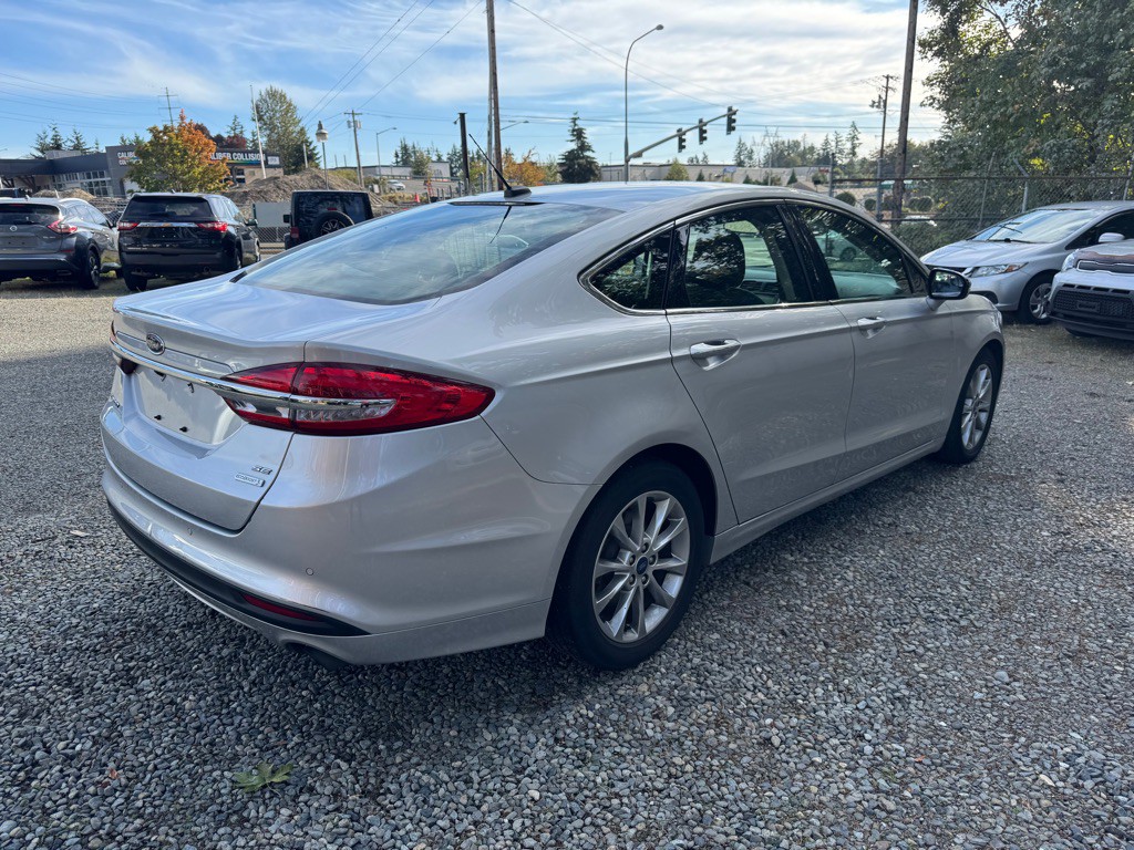 2017 Ford Fusion Image 4