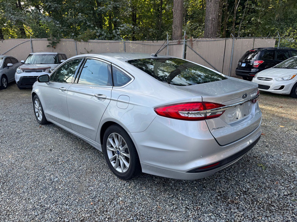 2017 Ford Fusion Image 6