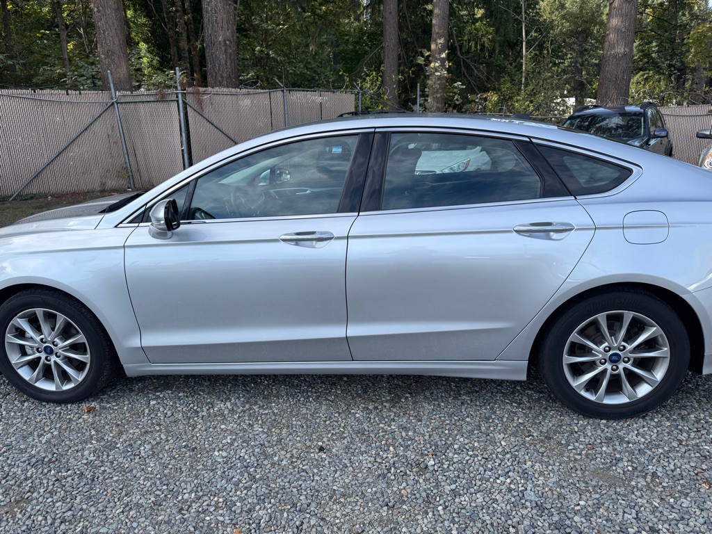 2017 Ford Fusion Image 7