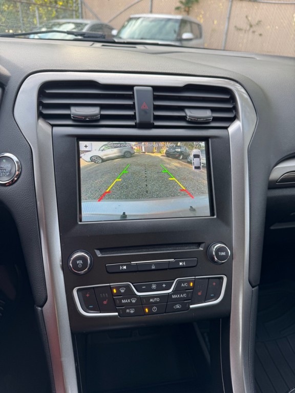 2017 Ford Fusion Image 12