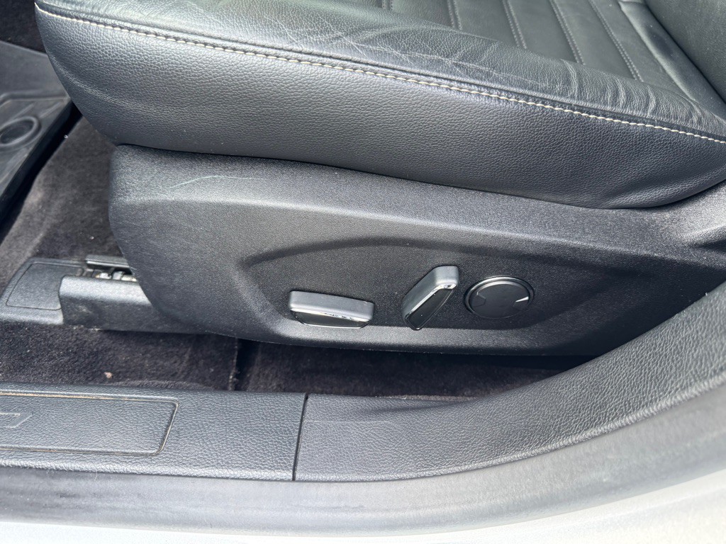 2017 Ford Fusion Image 16
