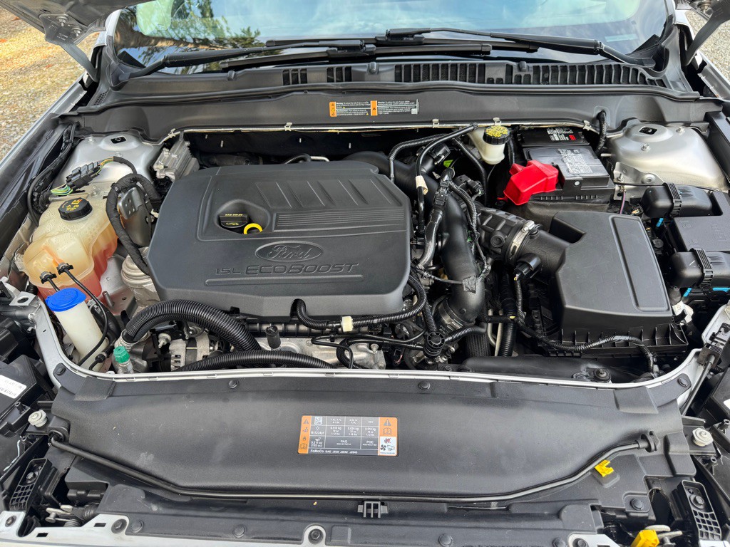 2017 Ford Fusion Image 18