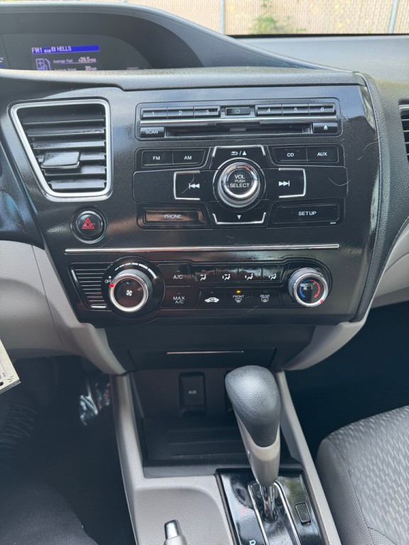 2015 Honda Civic Image 14