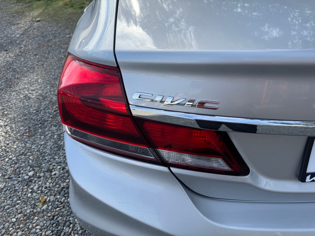 2015 Honda Civic Image 22