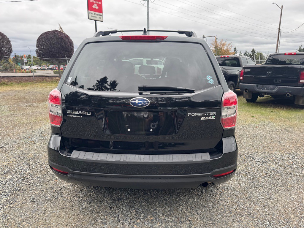 2016 Subaru Forester Image 5