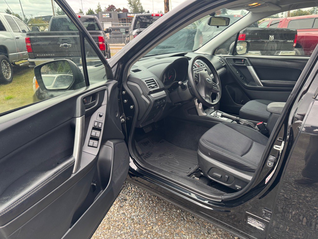 2016 Subaru Forester Image 7