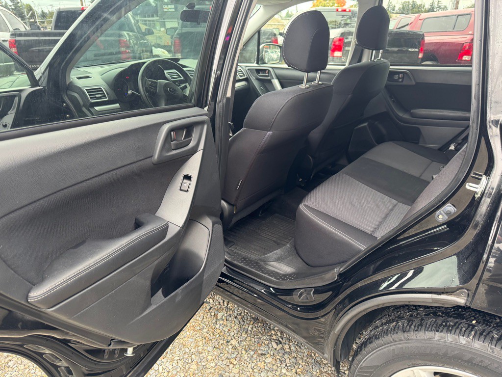 2016 Subaru Forester Image 10