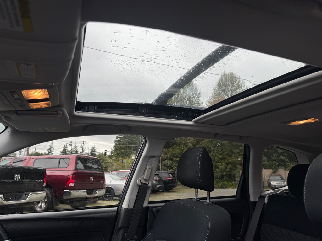 2016 Subaru Forester Image 16
