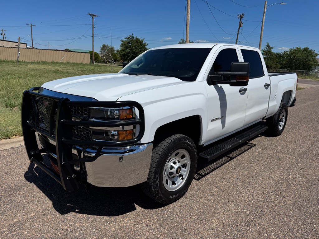 2019 Chevrolet Silverado 1500 Image 2