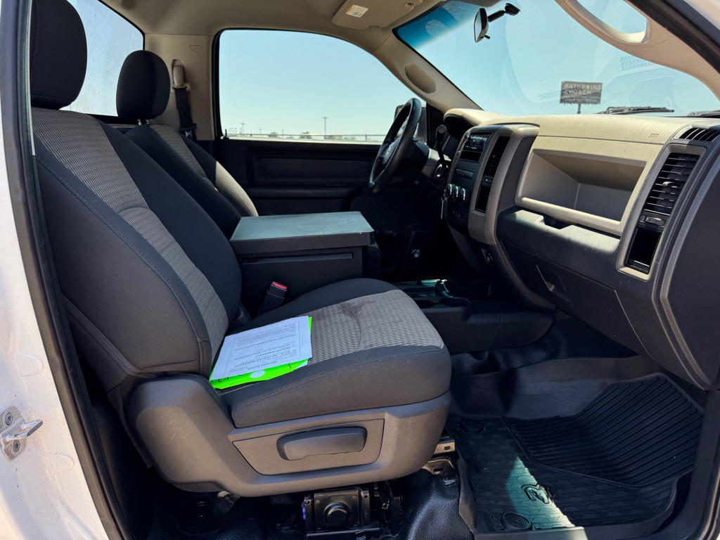 2012 Dodge Ram 2500 Image 11