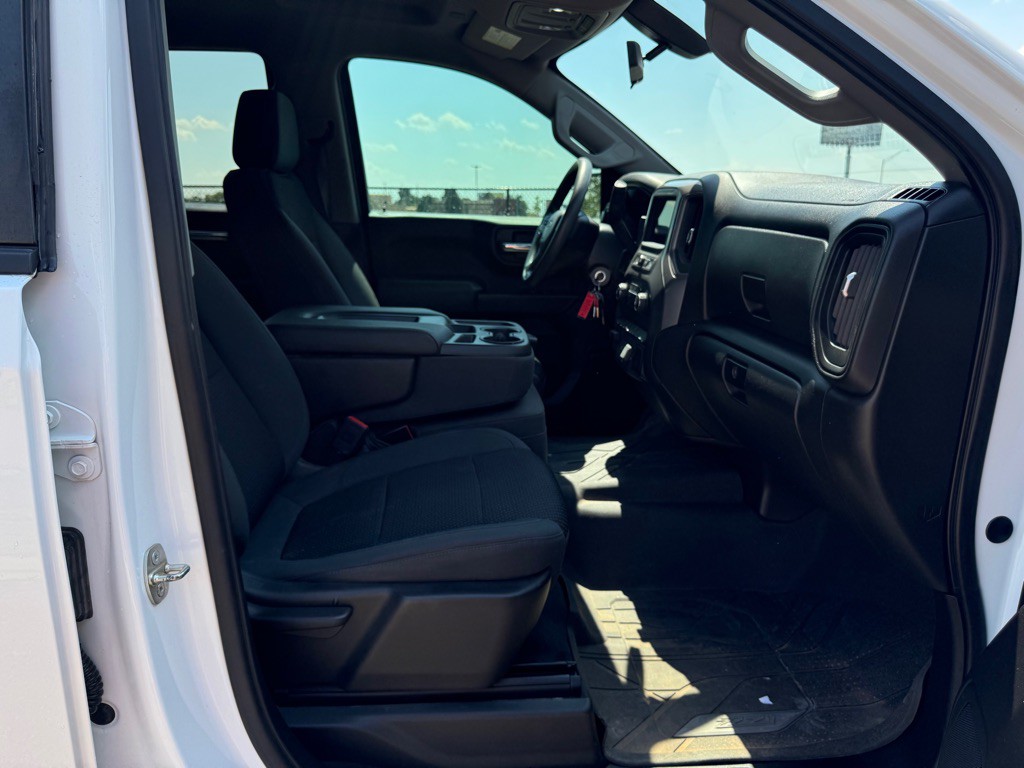 2019 Chevrolet Silverado 1500 Image 12