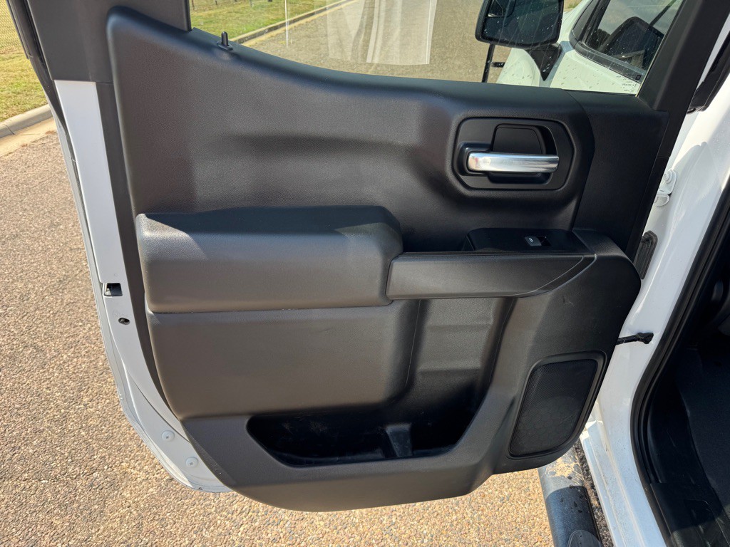 2019 Chevrolet Silverado 1500 Image 14