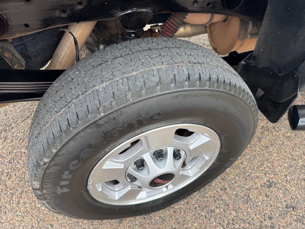 2018 GMC Sierra Image 11