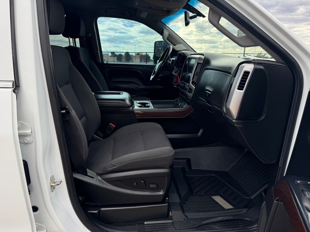 2018 GMC Sierra Image 12