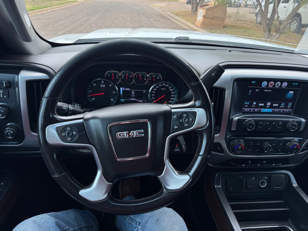 2018 GMC Sierra Image 18
