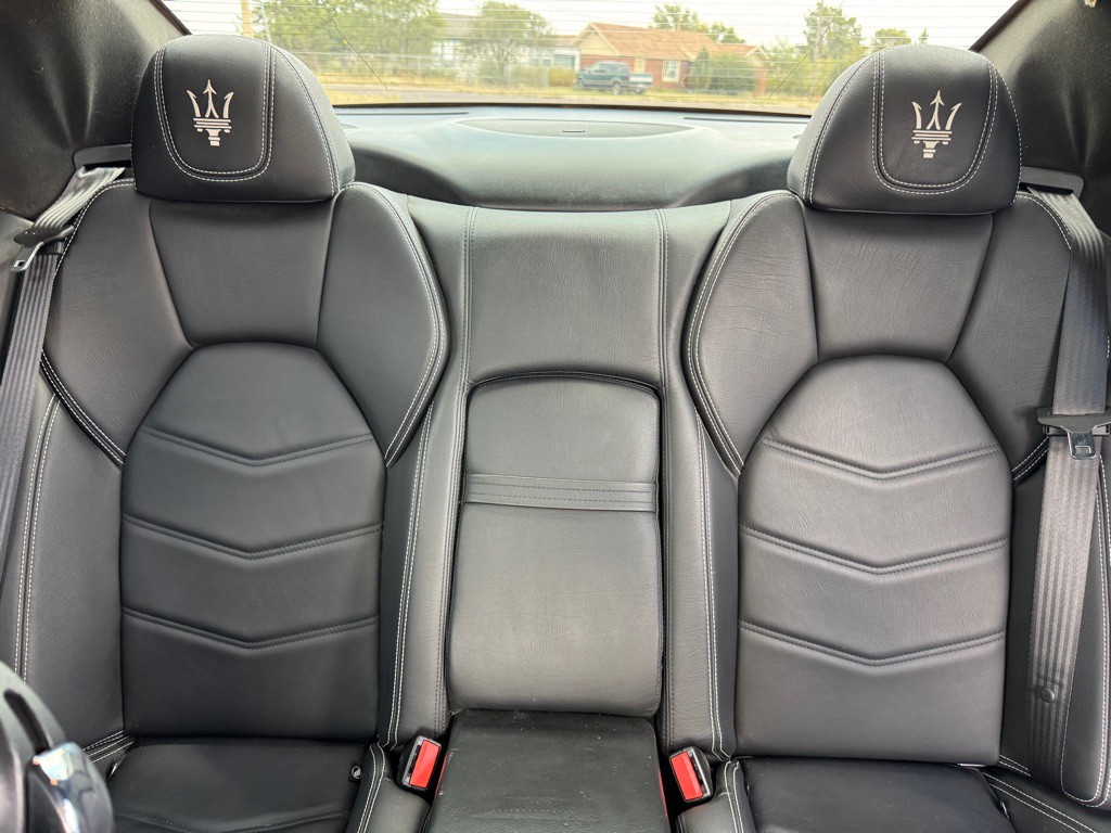 2016 Maserati GranTurismo Image 13