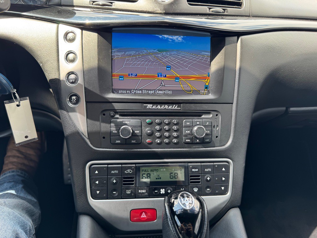 2016 Maserati GranTurismo Image 17