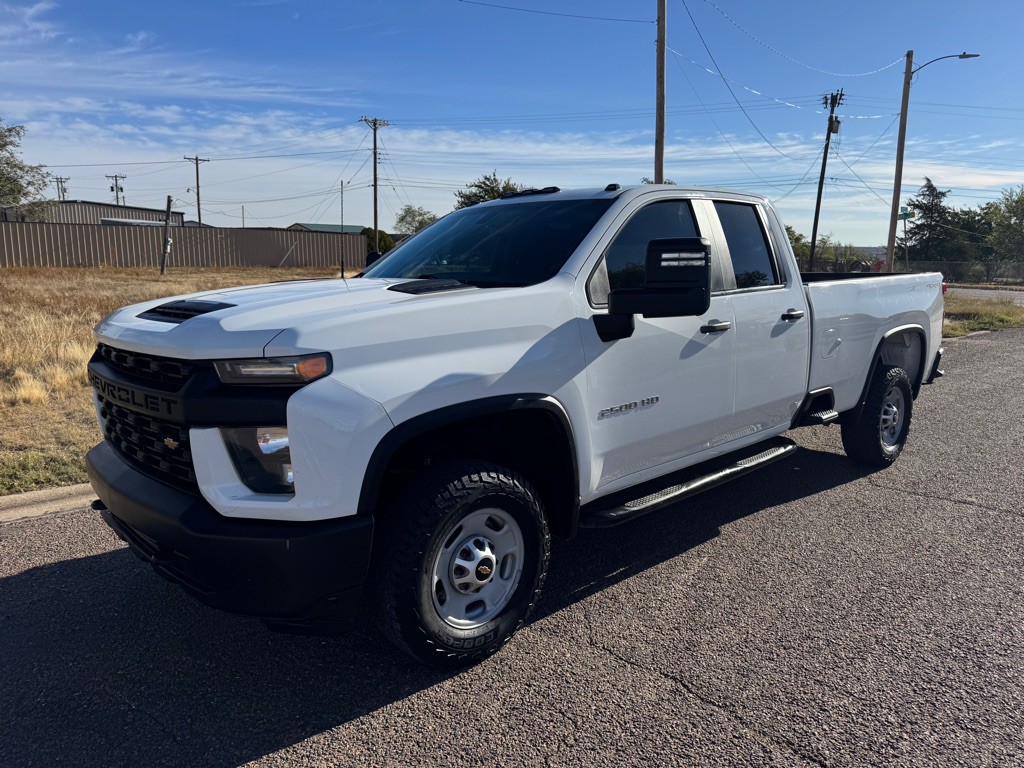 2023 Chevrolet Silverado 1500 Image 2