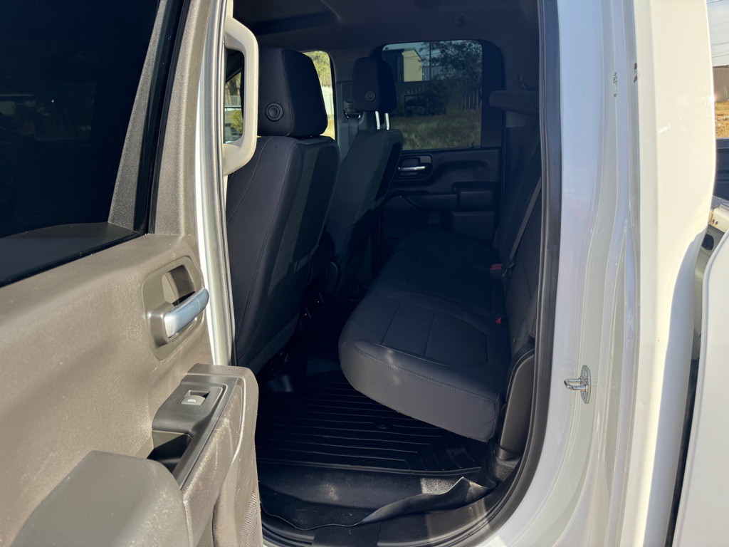 2023 Chevrolet Silverado 1500 Image 13