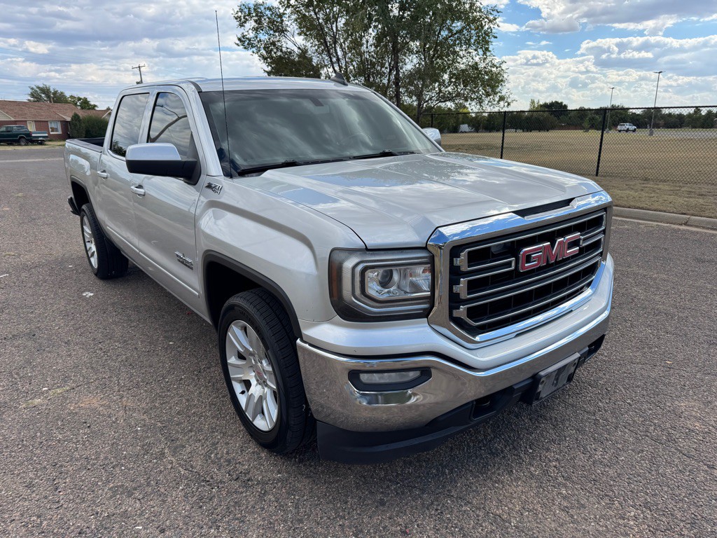 2017 GMC Sierra Image 4