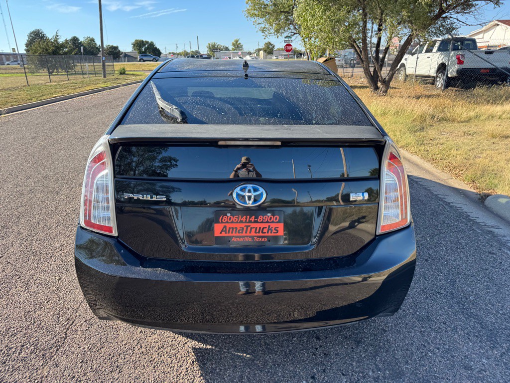 2013 Toyota Prius Image 7