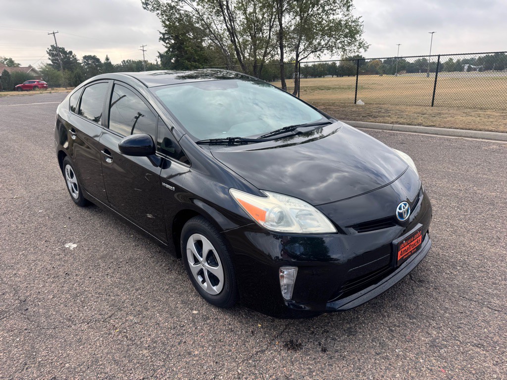 2013 Toyota Prius Image 4