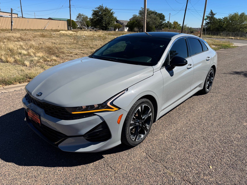 2021 Kia K5 Image 2