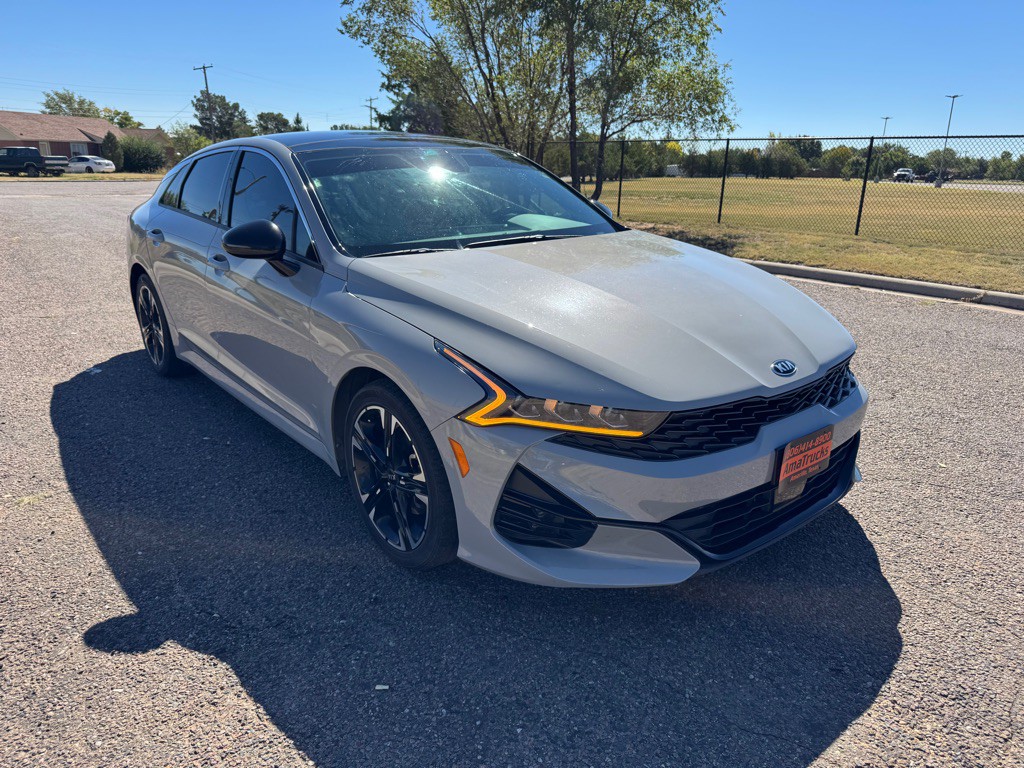 2021 Kia K5 Image 4