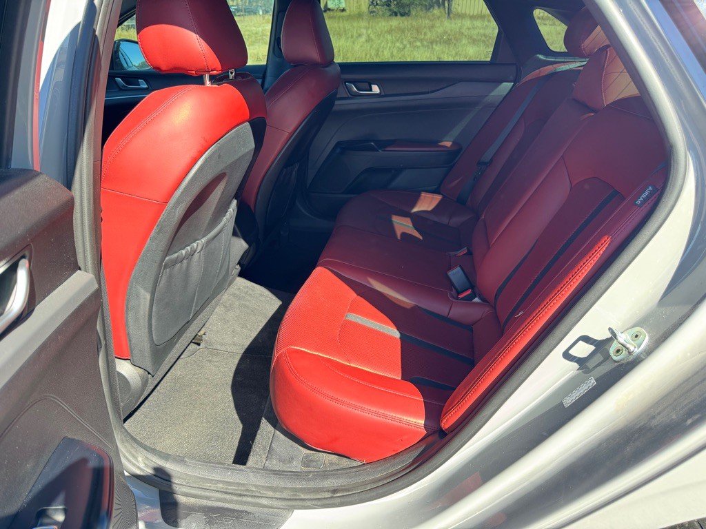 2021 Kia K5 Image 12