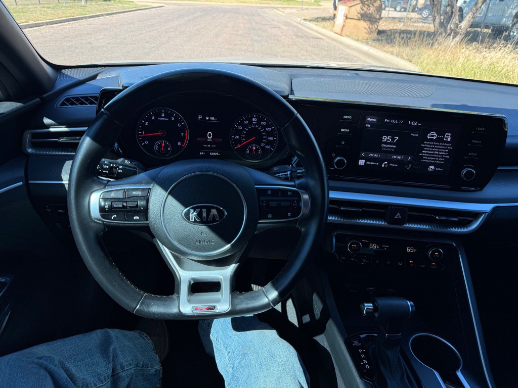 2021 Kia K5 Image 17