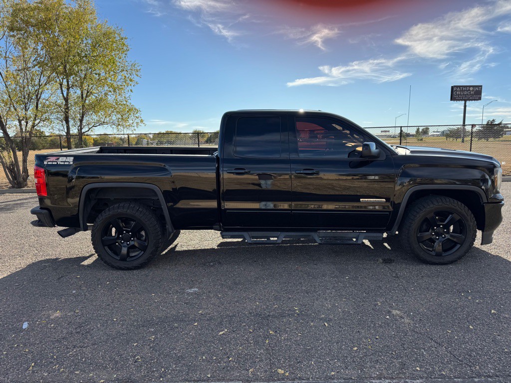 2017 GMC Sierra Image 5