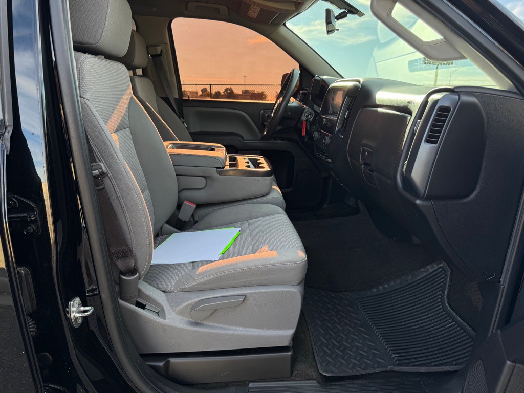 2017 GMC Sierra Image 12