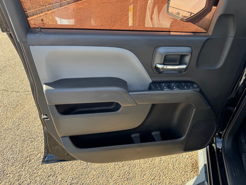 2017 GMC Sierra Image 16