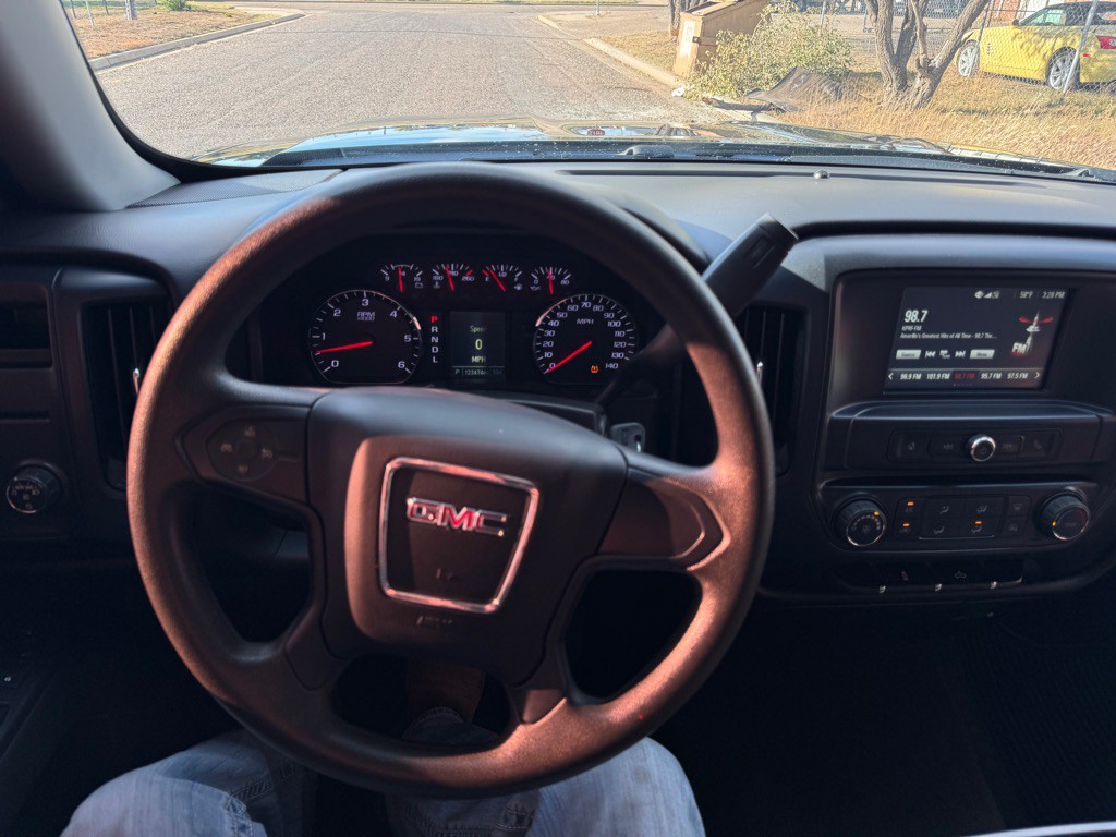 2017 GMC Sierra Image 18
