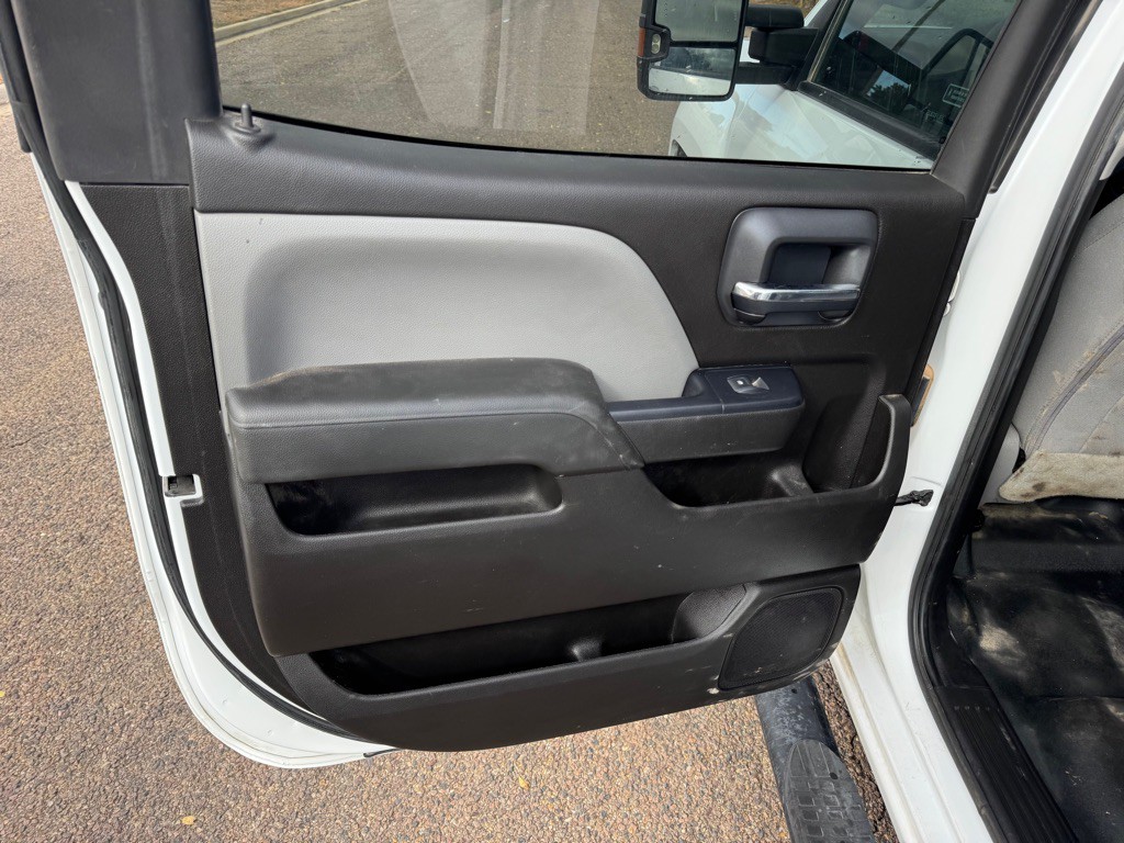 2019 Chevrolet Silverado 1500 Image 14